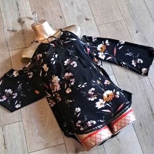 BISHOP & YOUNG Cold Shoulder angel sleeve blouse (N22)